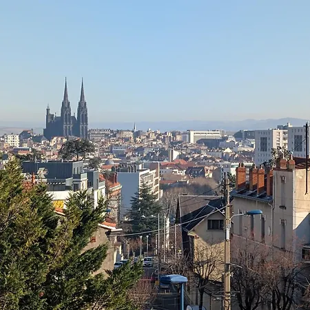 Le 19 , F3 Proche Centre Vue Cathedrale Apartment