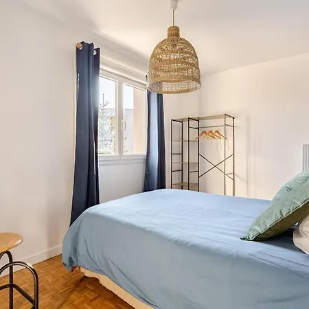 Le 19 , F3 Proche Centre Vue Cathedrale Apartment *