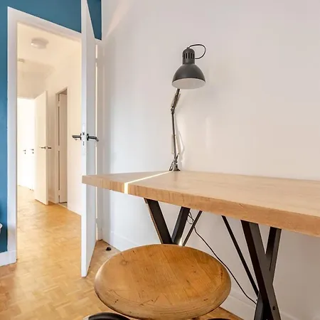 L'appart Le 19 , F3 Proche Centre Vue Cathédrale, 2 Apartamento