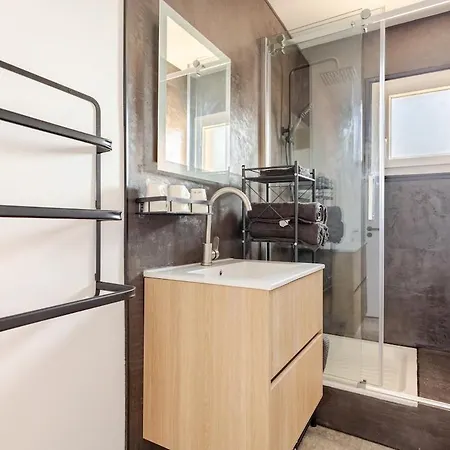 Апартаменты L'appart Le 19 , F3 Proche Centre Vue Cathedrale, 2