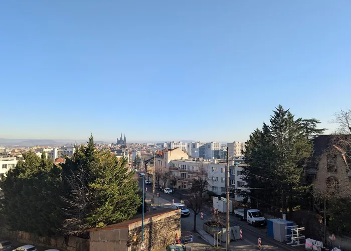 Appartement L'appart Le 19 , F3 Proche Centre Vue Cathédrale, 2